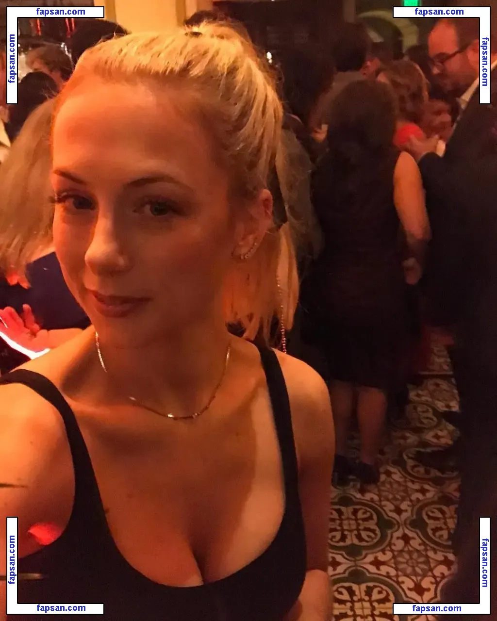 Iliza Shlesinger nude photo #0053 from OnlyFans