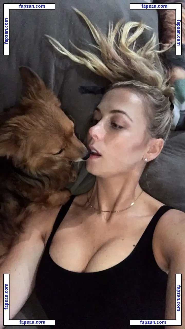 Iliza Shlesinger nude photo #0060 from OnlyFans