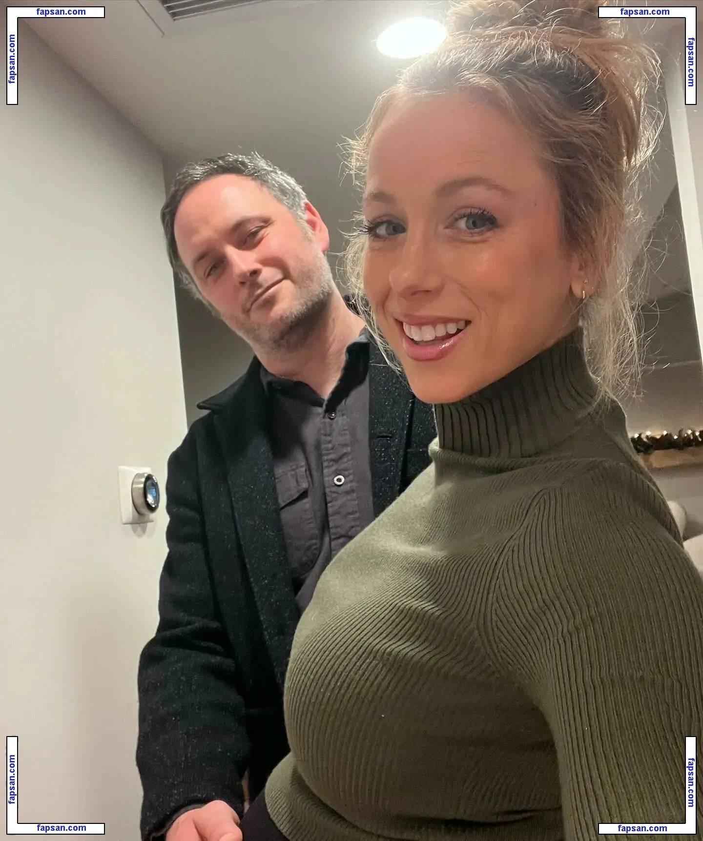 Iliza Shlesinger nude photo #0299 from OnlyFans