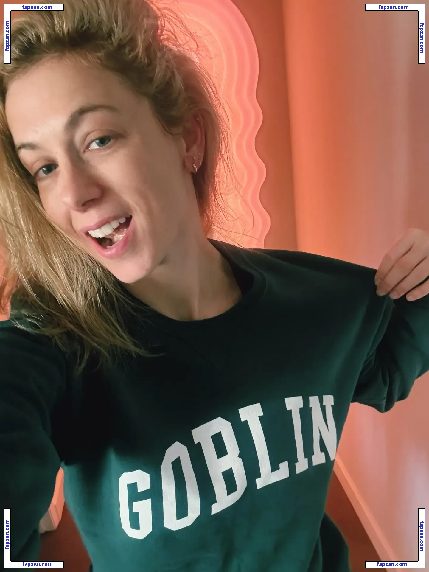 Iliza Shlesinger nude photo #0307 from OnlyFans