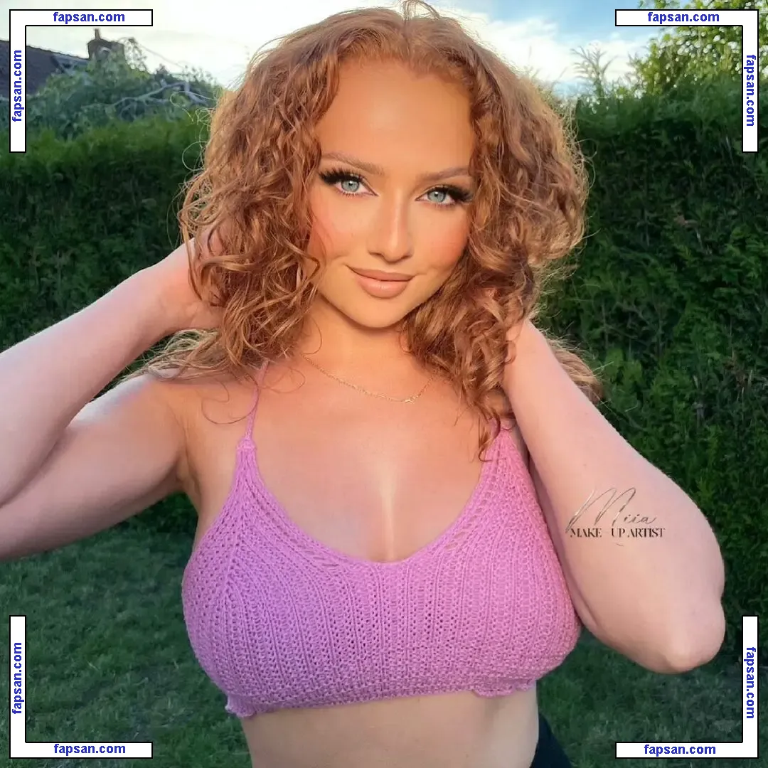 Ilonaaln nude photo #0042 from OnlyFans