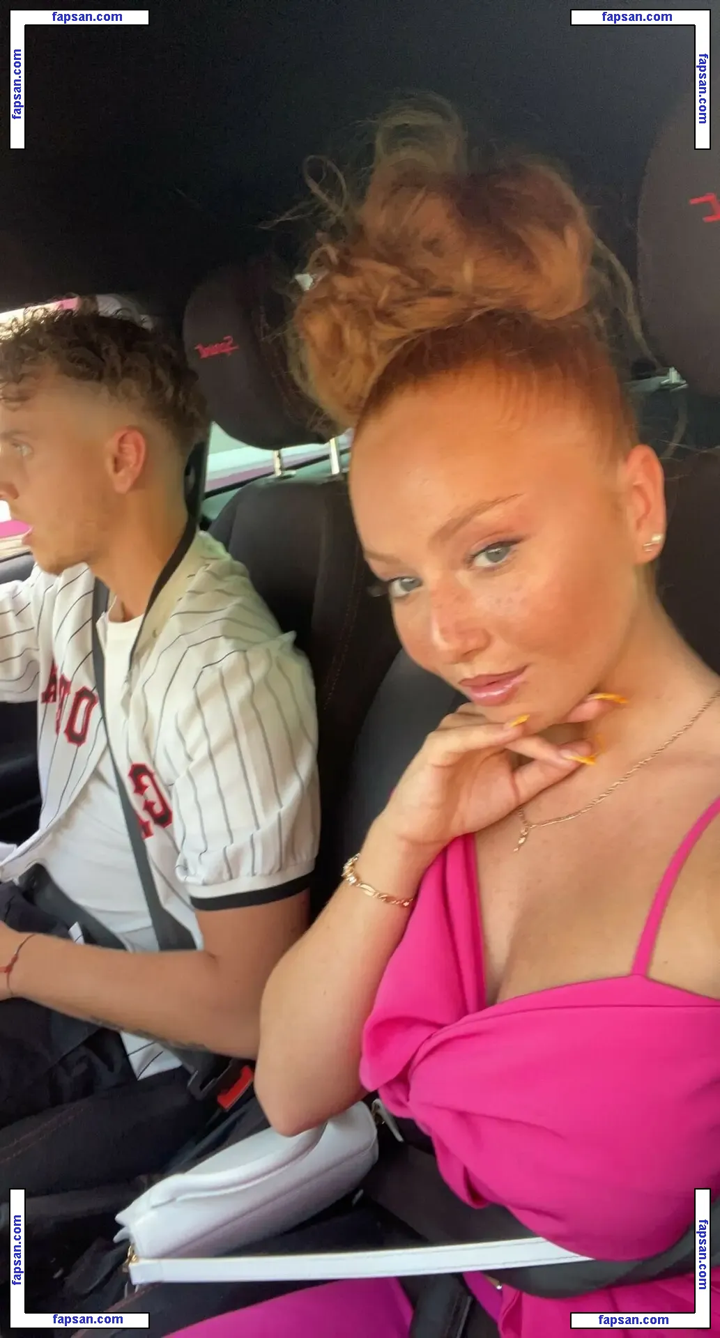 Ilonaaln nude photo #0138 from OnlyFans