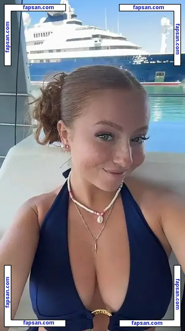 Ilonaaln nude photo #0177 from OnlyFans