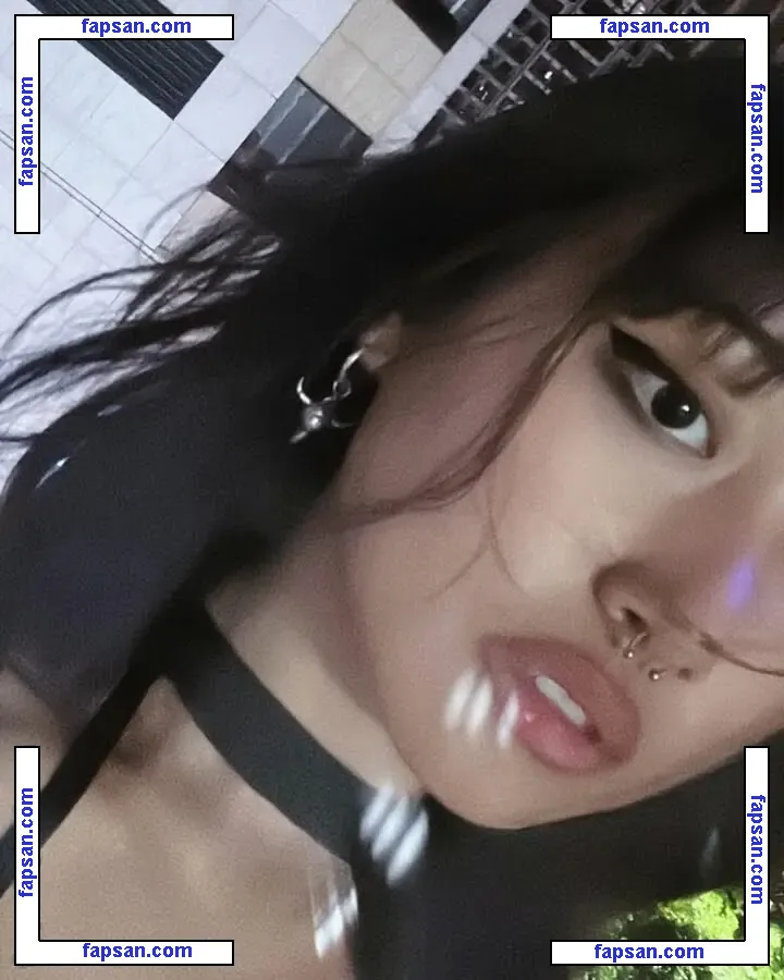ilovekrobus nude photo #0001 from OnlyFans