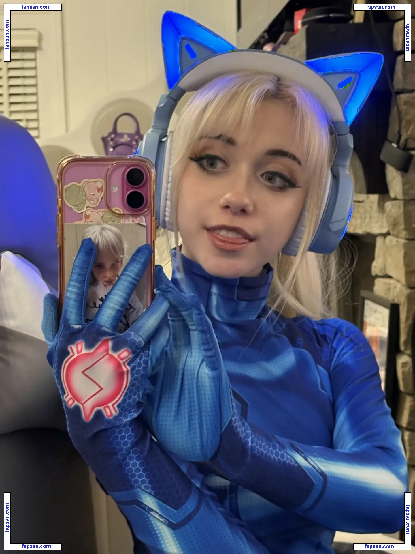 Iluvmeww nude photo #0380 from OnlyFans