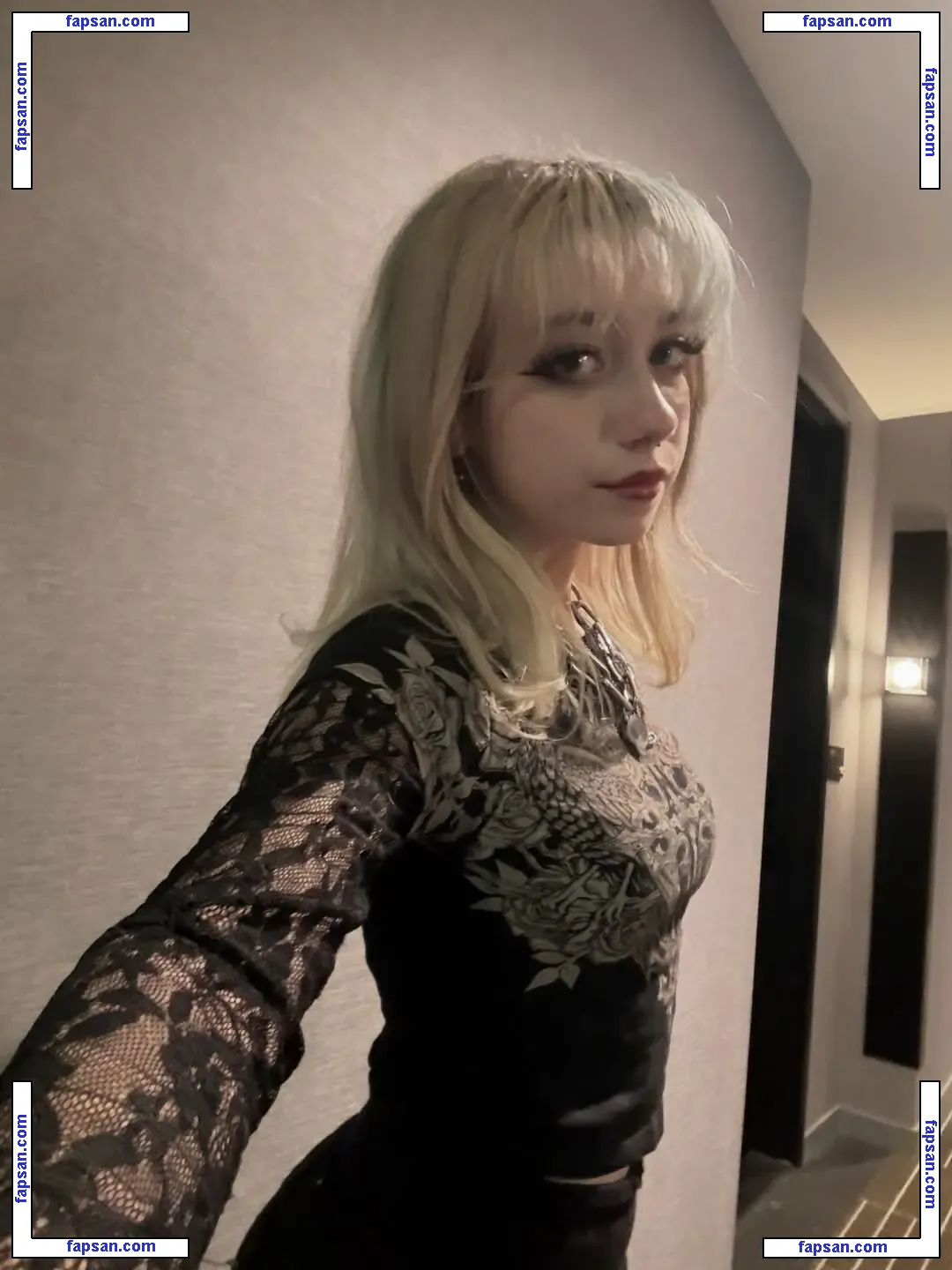 Iluvmeww nude photo #0398 from OnlyFans