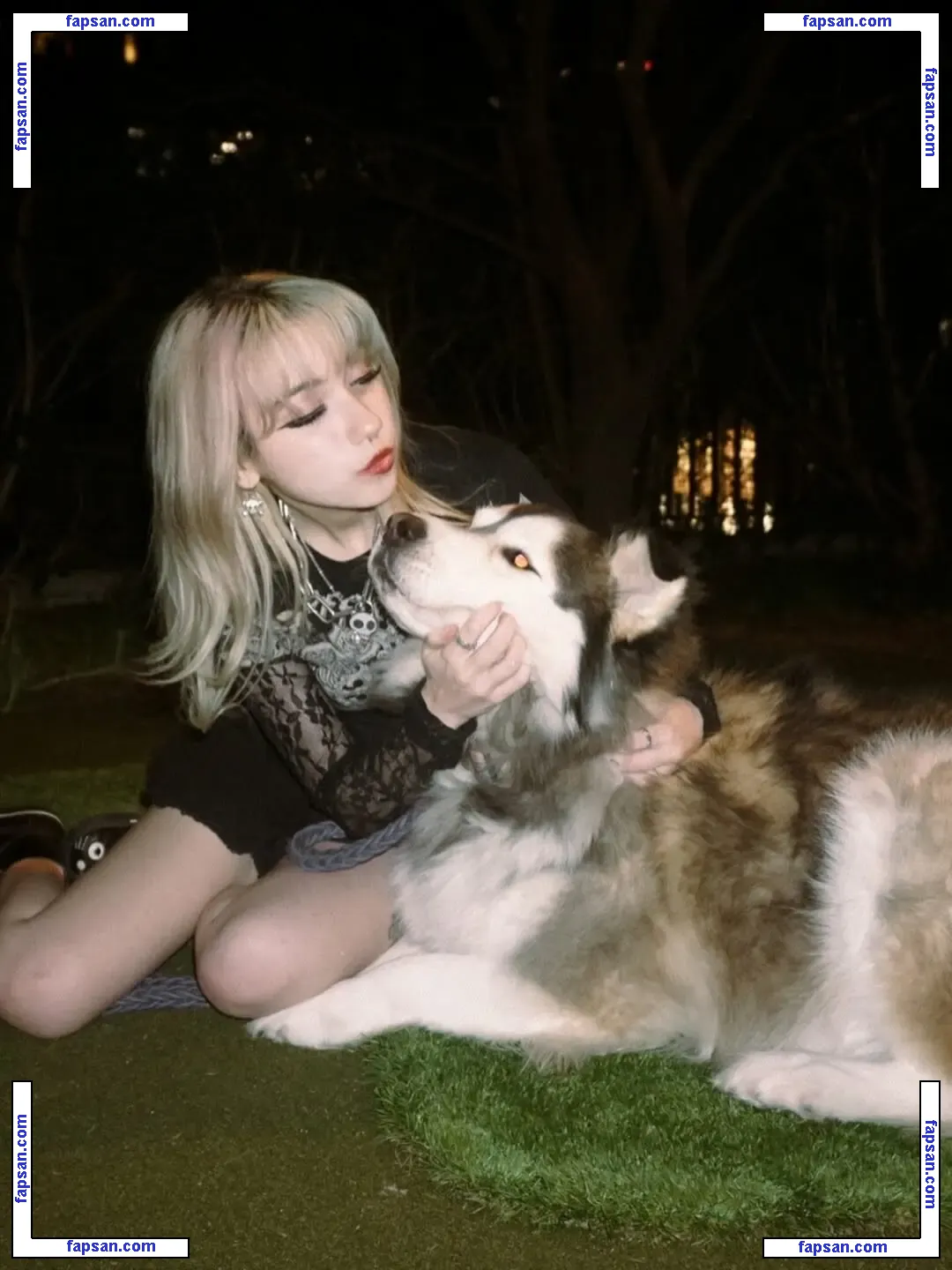 Iluvmeww nude photo #0401 from OnlyFans