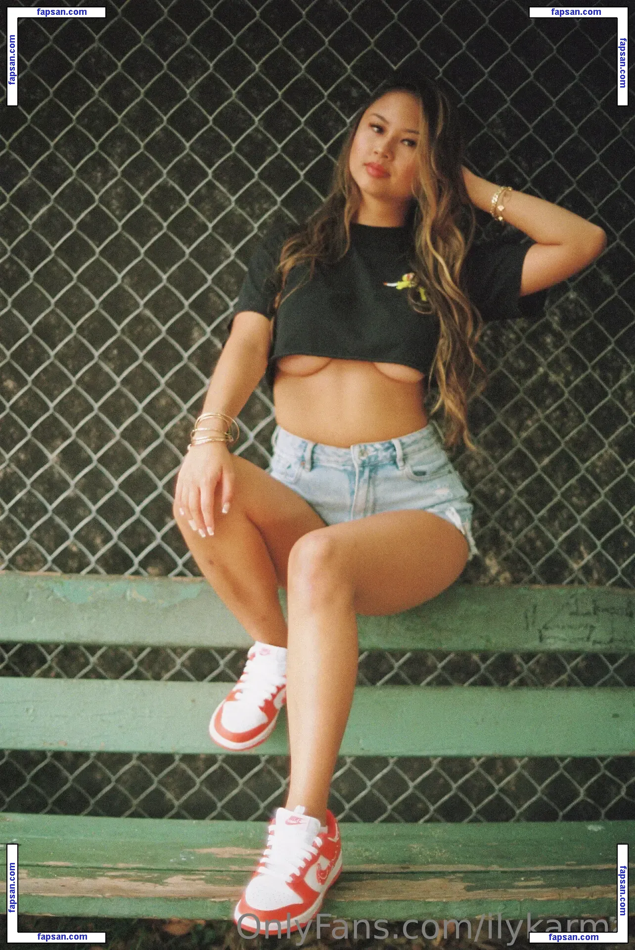 Ilykarma nude photo #0008 from OnlyFans