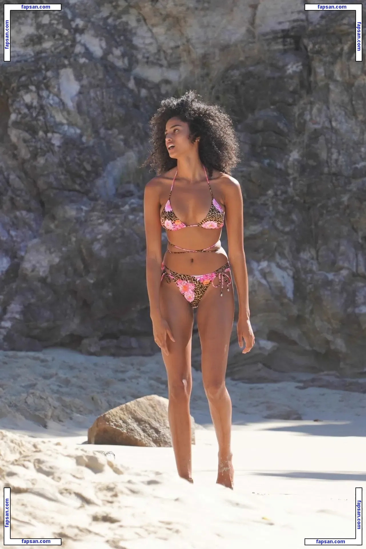 Imaan Hammam nude photo #0076 from OnlyFans