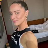 Imogen Ayris голая #0008