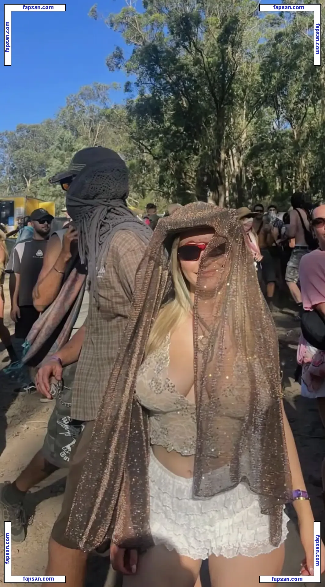 Imogen Gully голая фото #0003 с Онлифанс