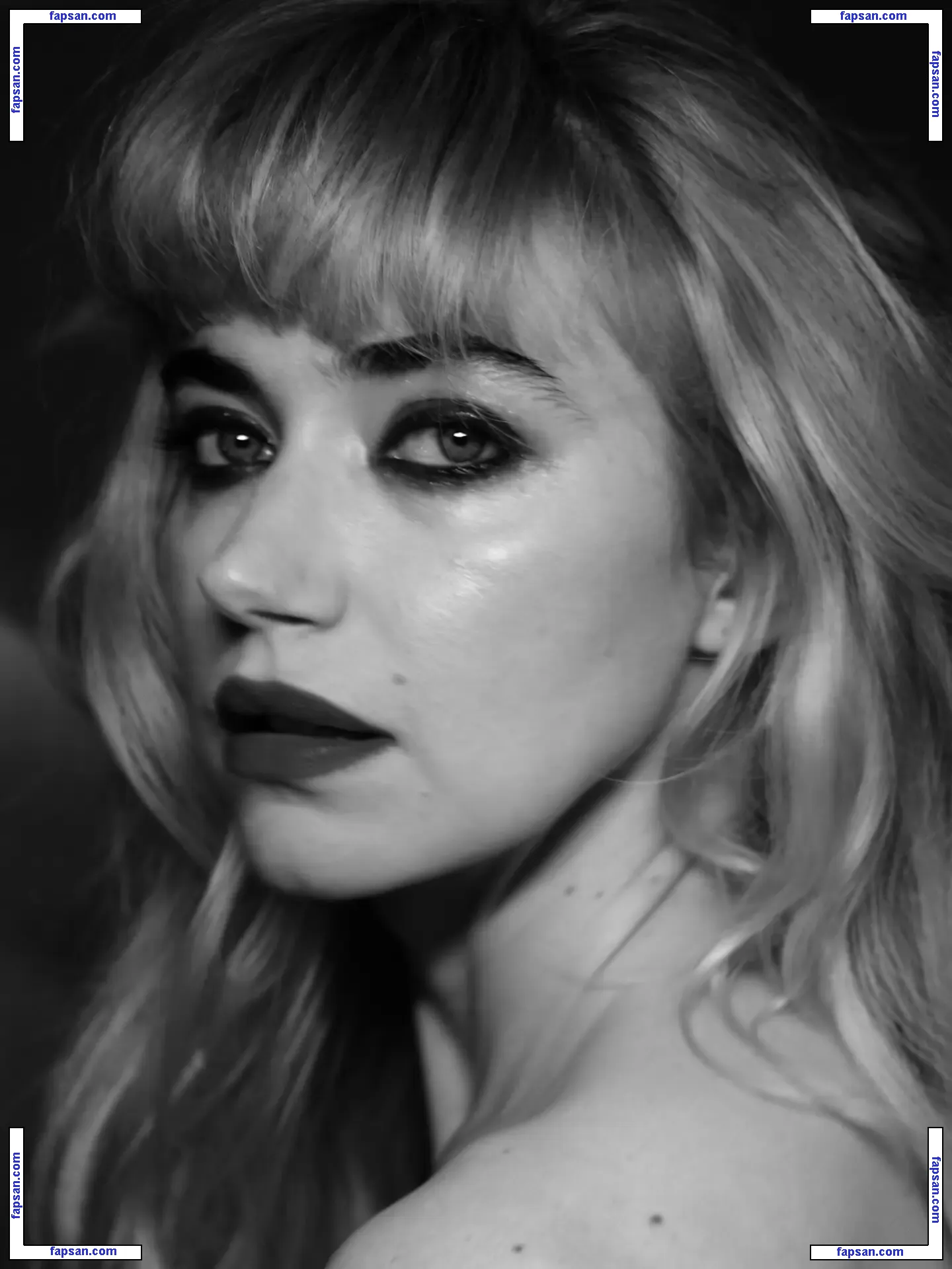 Imogen Poots nude photo #0167 from OnlyFans