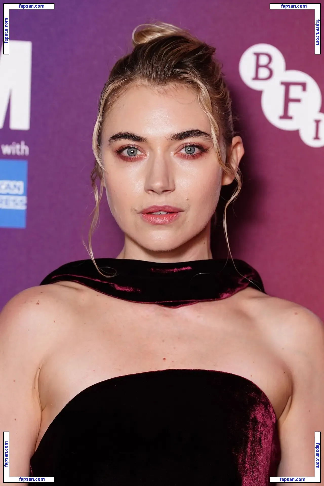 Imogen Poots nude photo #0185 from OnlyFans