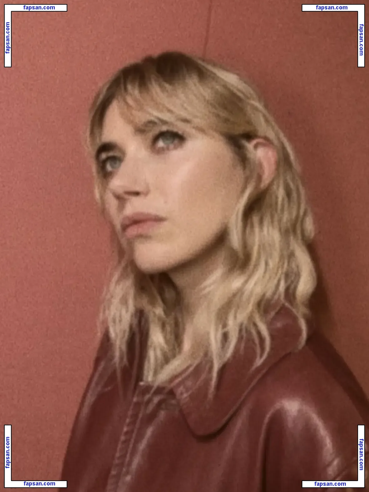 Imogen Poots nude photo #0188 from OnlyFans