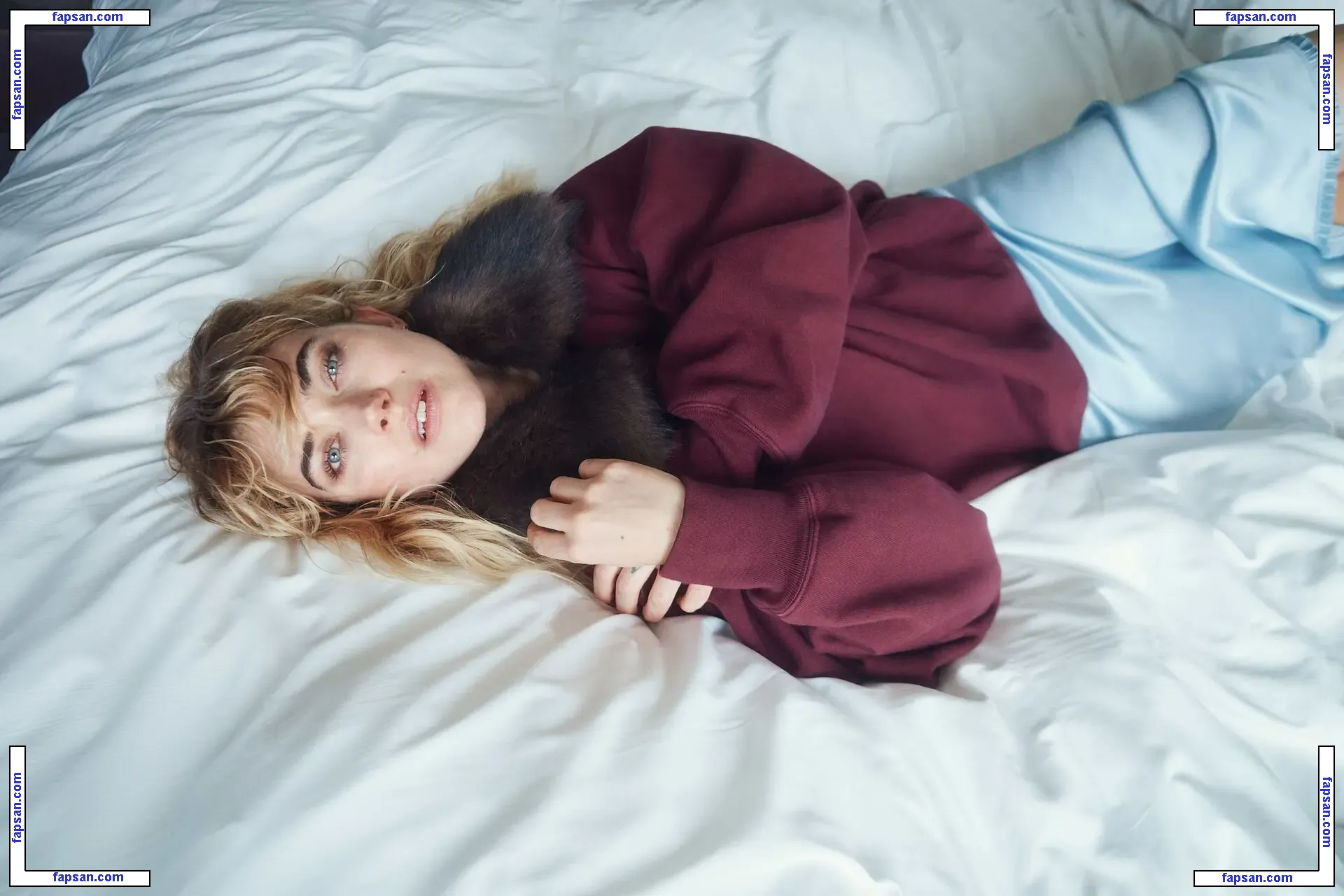 Imogen Poots nude photo #0189 from OnlyFans