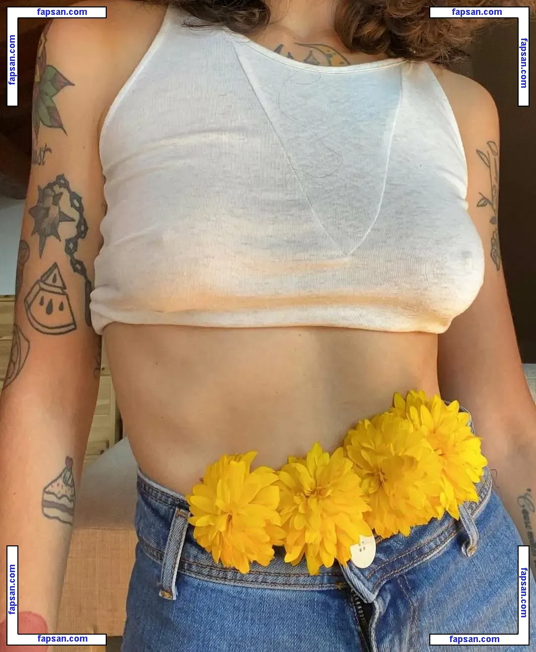 Imponderabile nude photo #0007 from OnlyFans