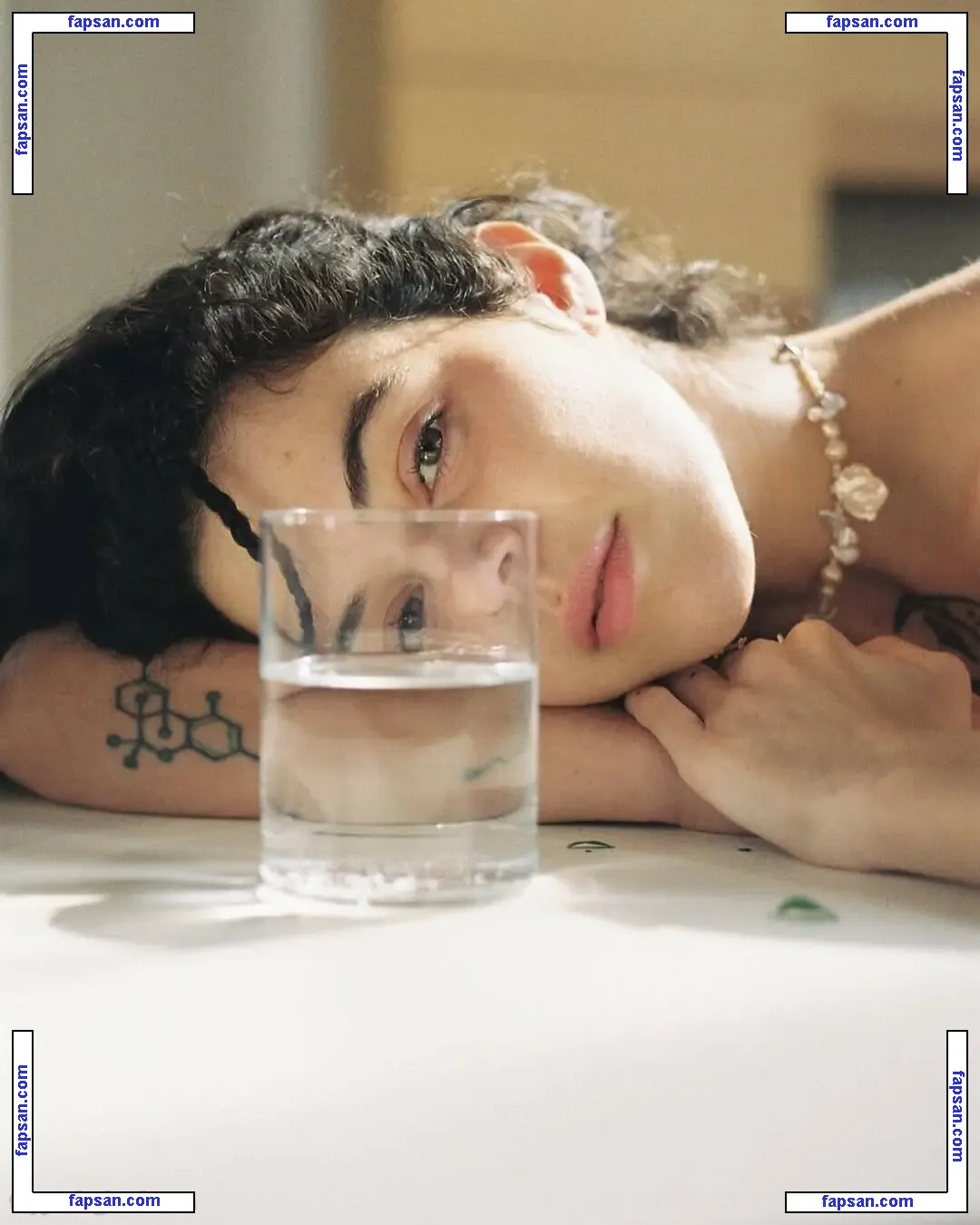 Imponderabile nude photo #0029 from OnlyFans