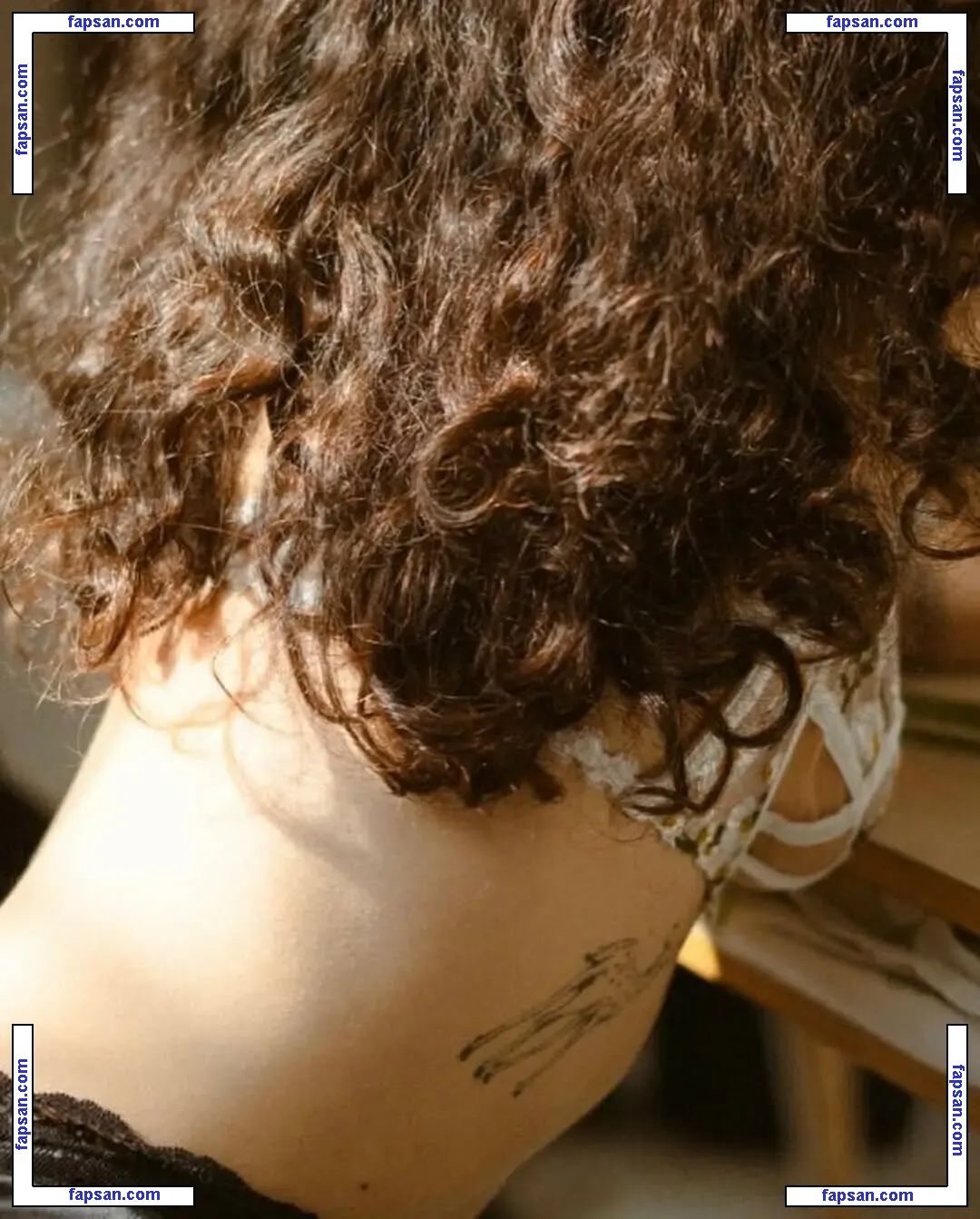 Imponderabile nude photo #0034 from OnlyFans