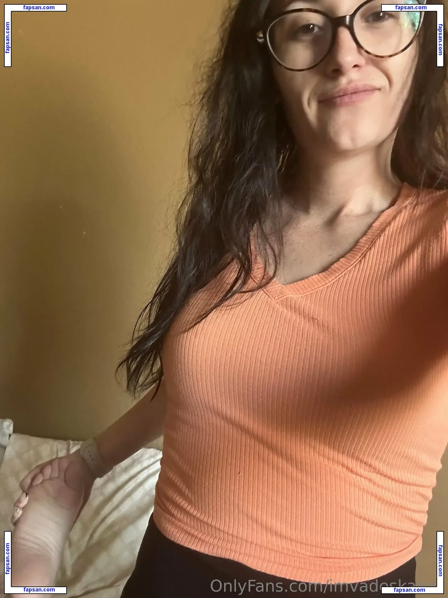 imvadeskaxxx nude photo #0008 from OnlyFans