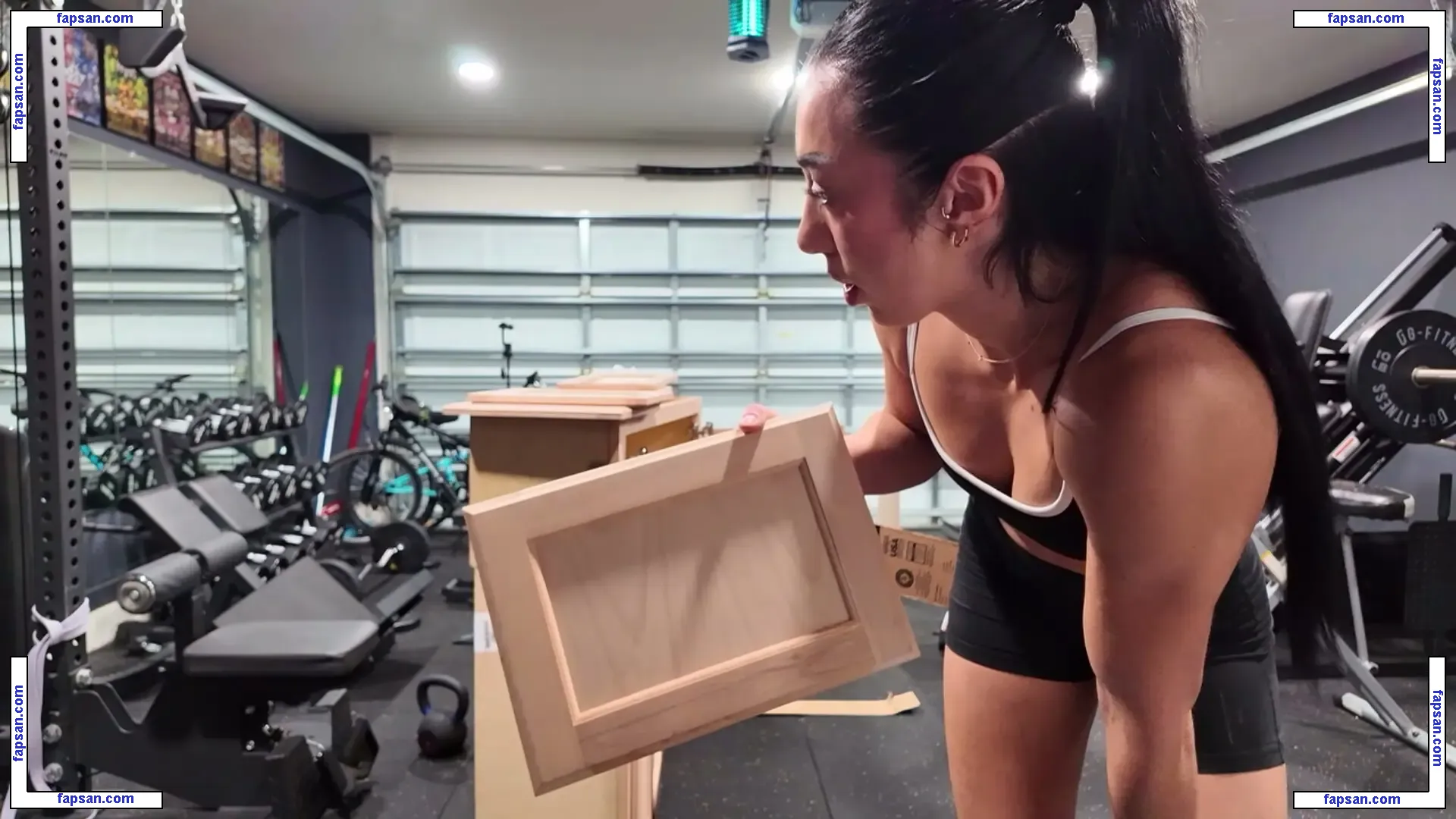 Indi Hartwell nude photo #0093 from OnlyFans