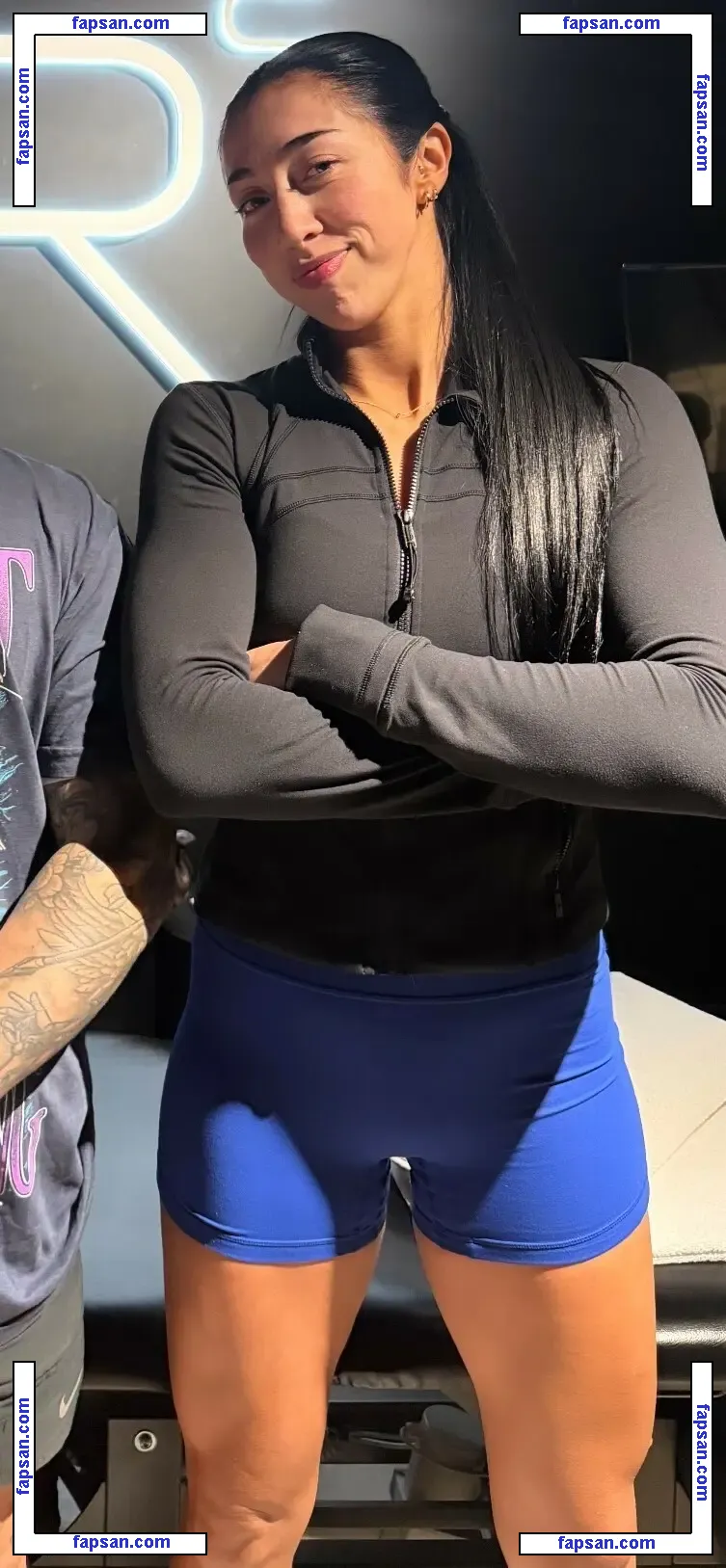 Indi Hartwell голая фото #0180 с Онлифанс