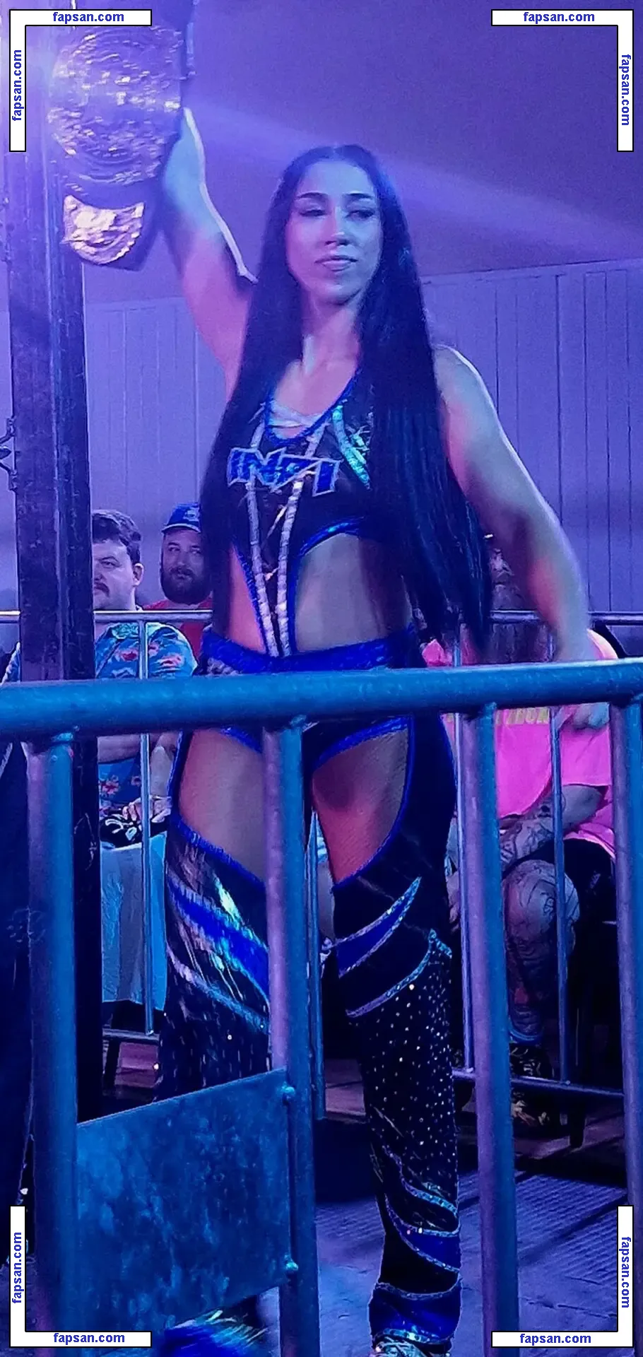 Indi Hartwell голая фото #0181 с Онлифанс