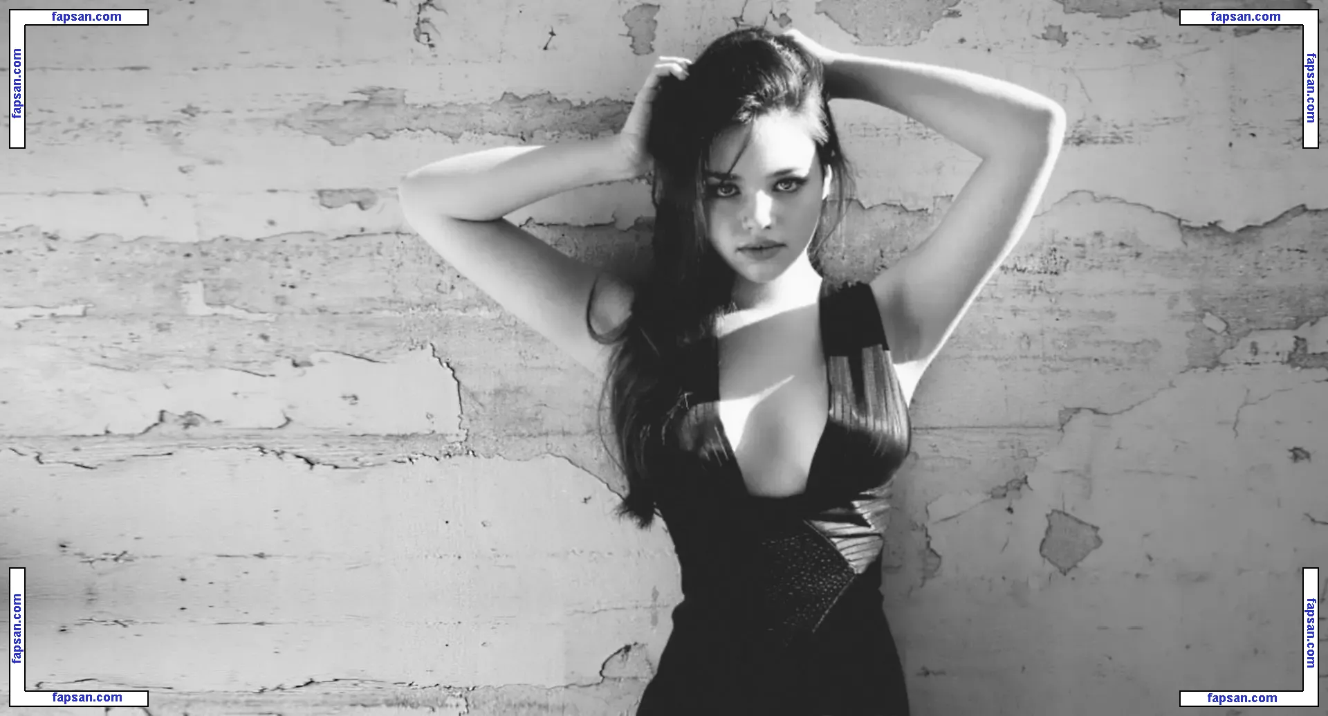 India Eisley nude photo #0013 from OnlyFans