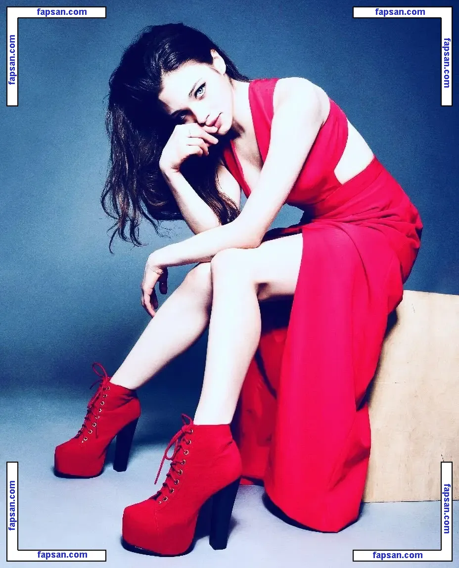 India Eisley nude photo #0019 from OnlyFans