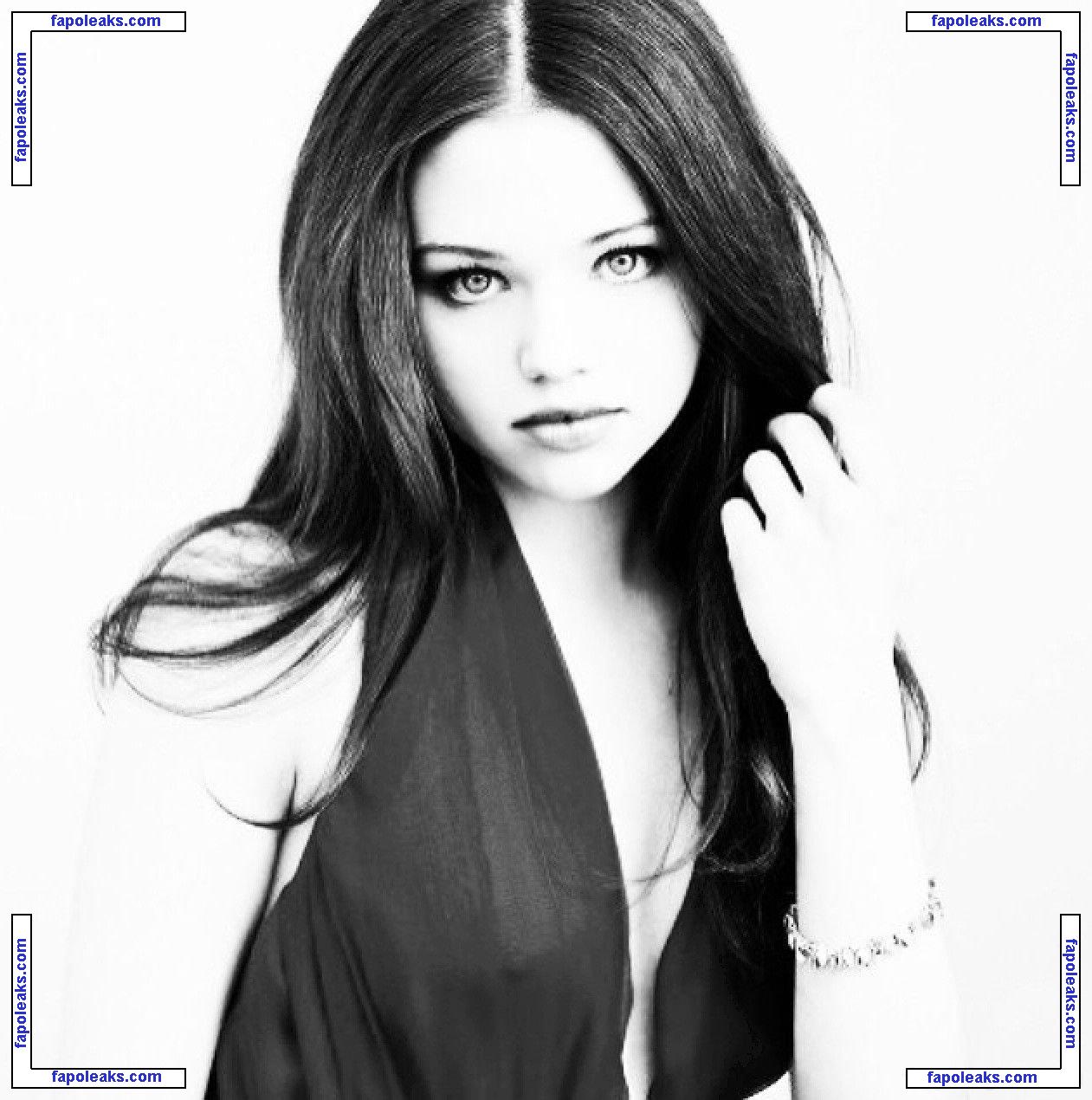 India Eisley / indiaeisley голая фото #0023 с Онлифанс