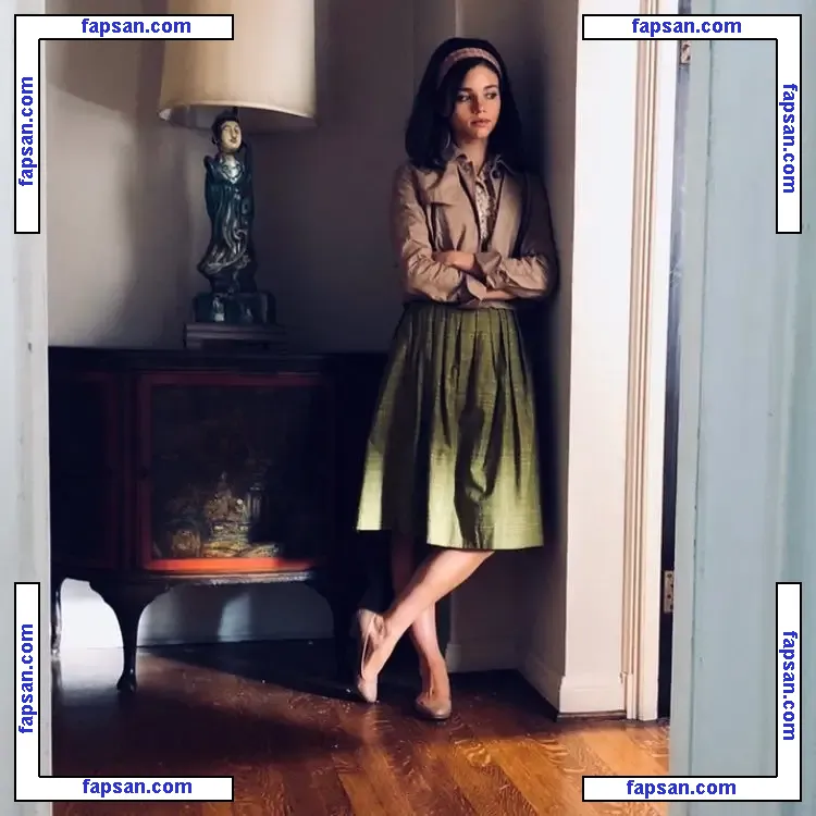 India Eisley nude photo #0054 from OnlyFans