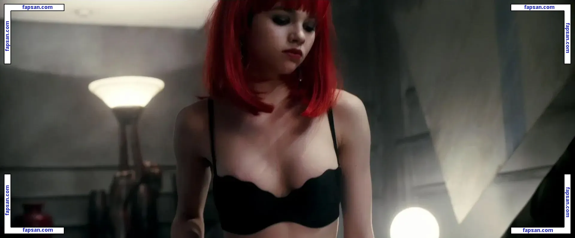 India Eisley nude photo #0065 from OnlyFans
