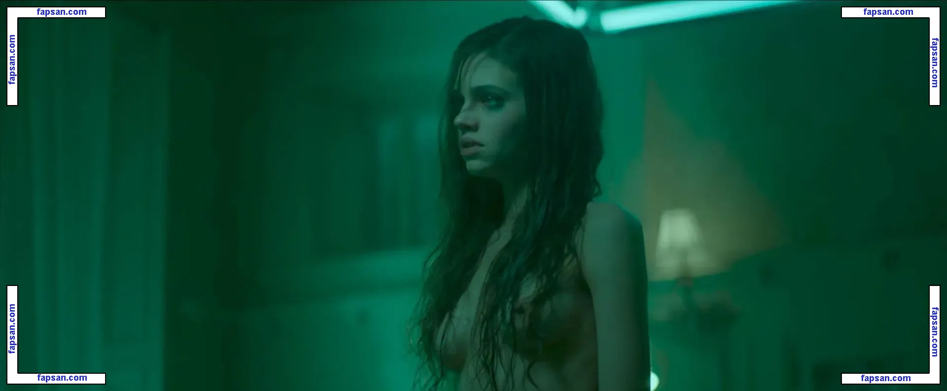 India Eisley nude photo #0067 from OnlyFans