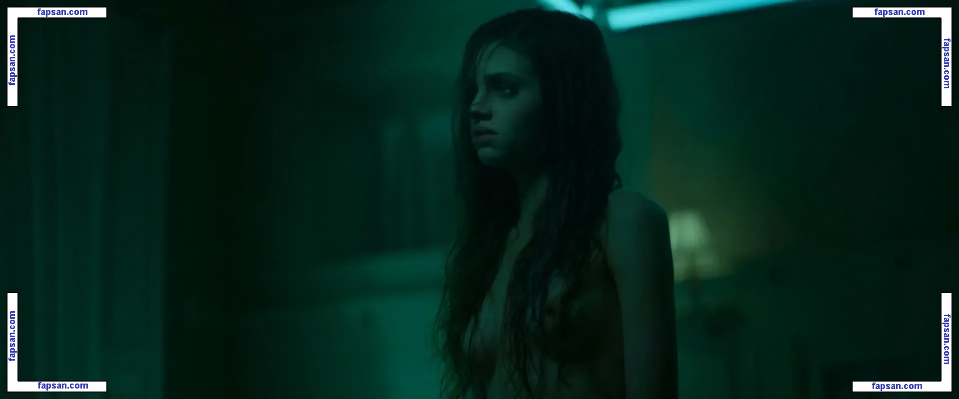 India Eisley nude photo #0088 from OnlyFans