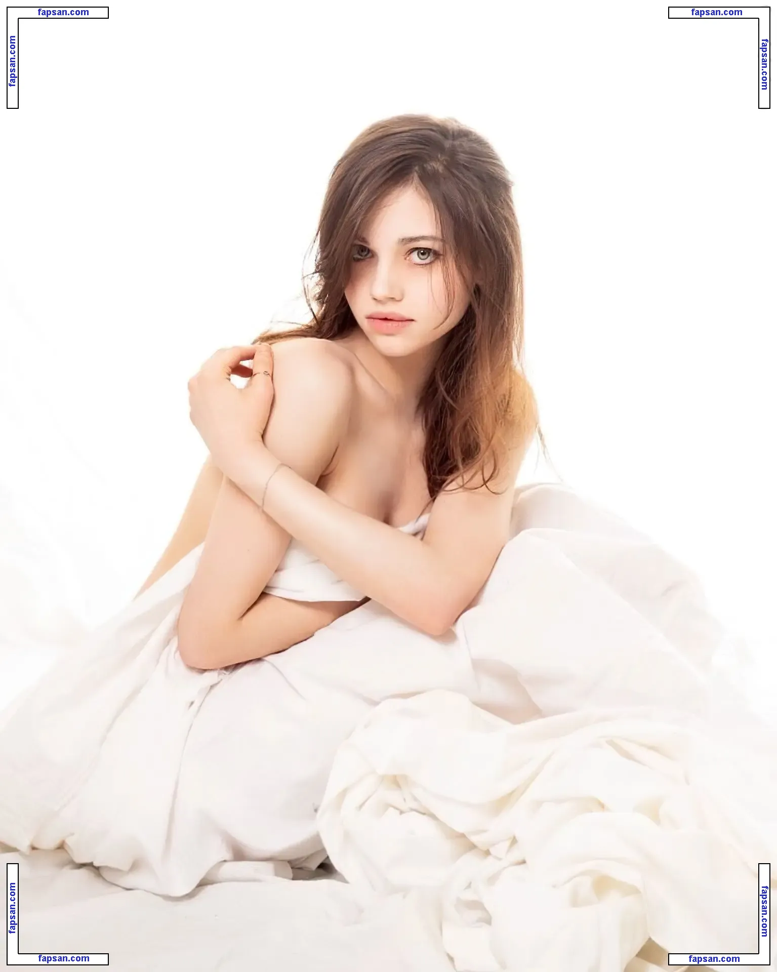 India Eisley nude photo #0105 from OnlyFans