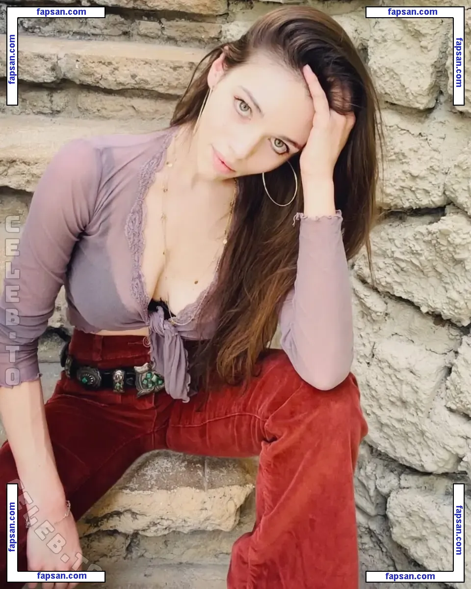 India Eisley голая фото #0162 с Онлифанс