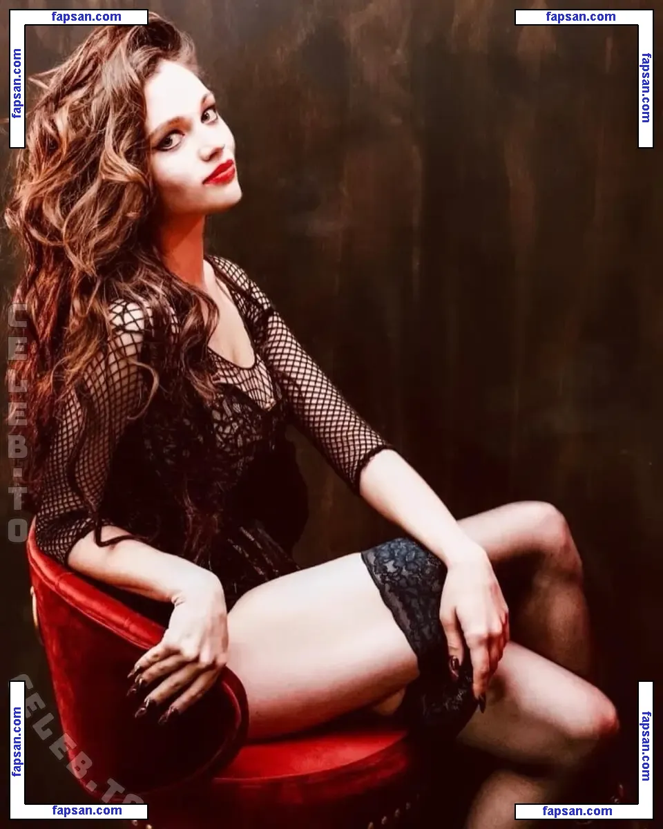 India Eisley голая фото #0171 с Онлифанс