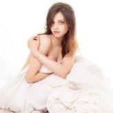 India Eisley голая #0126