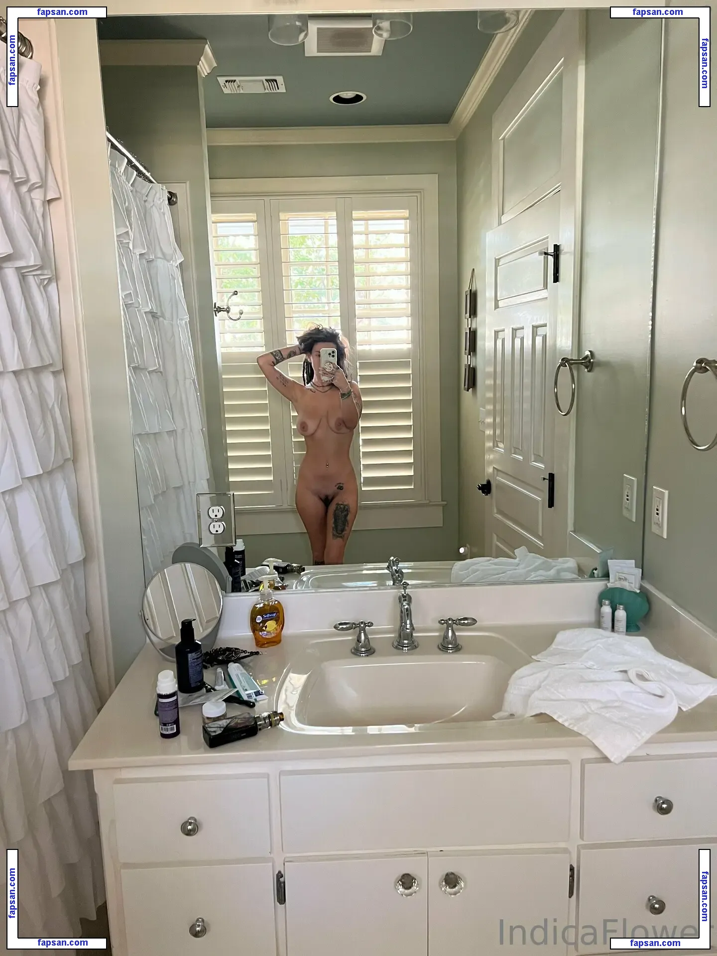 Indica Flower голая фото #0332 с Онлифанс