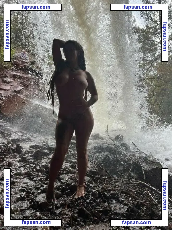 Indica Flower голая фото #0374 с Онлифанс