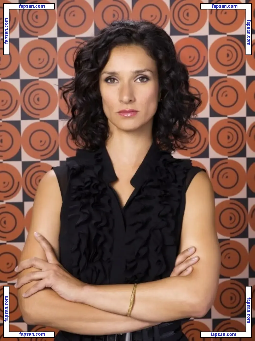 Indira Varma голая фото #0065 с Онлифанс