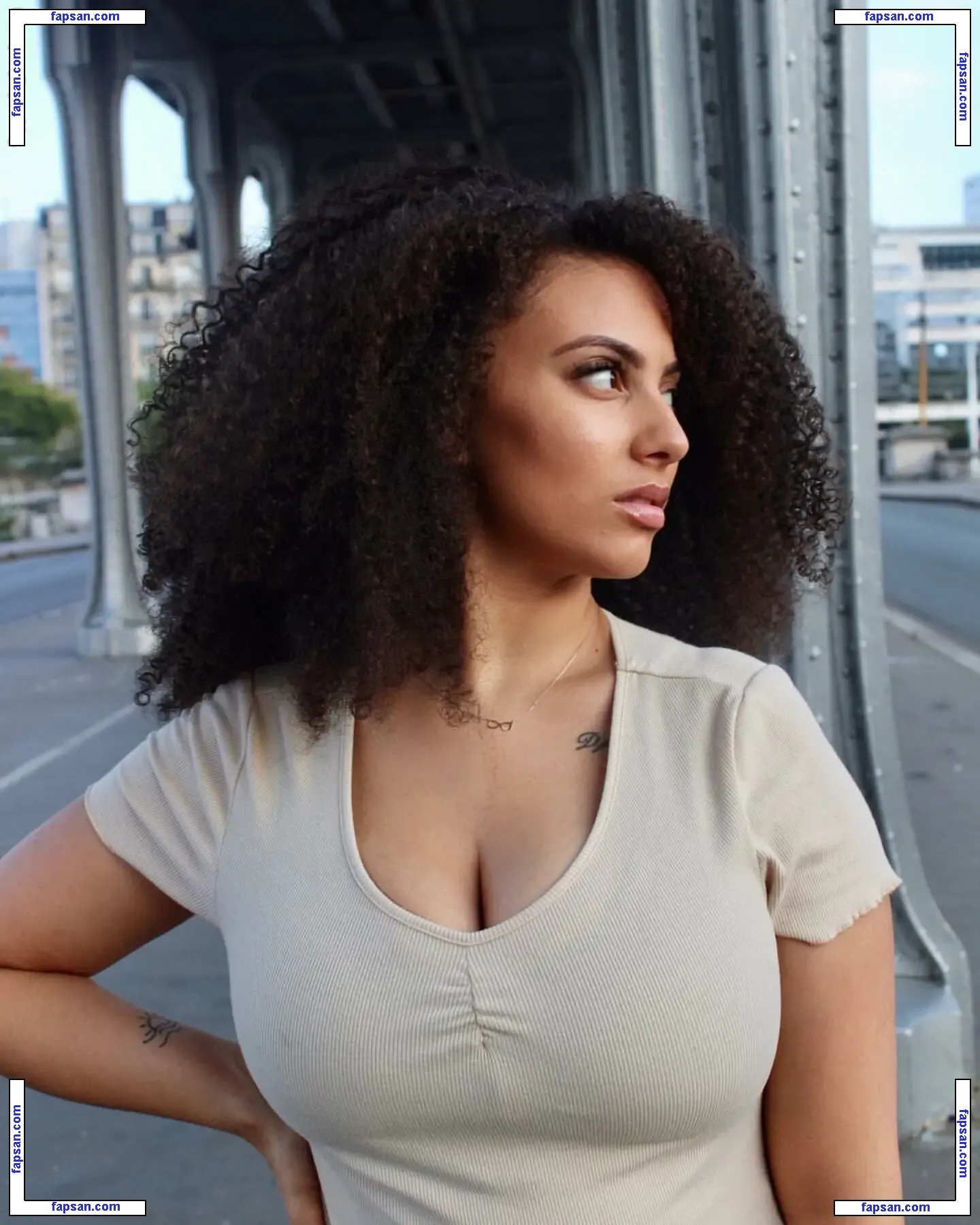 Ines Curly nude photo #0026 from OnlyFans
