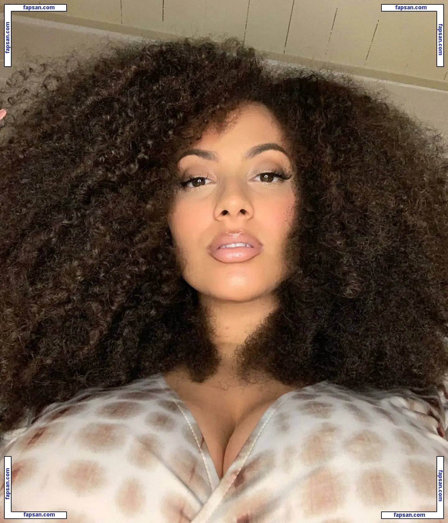 Ines Curly nude photo #0028 from OnlyFans