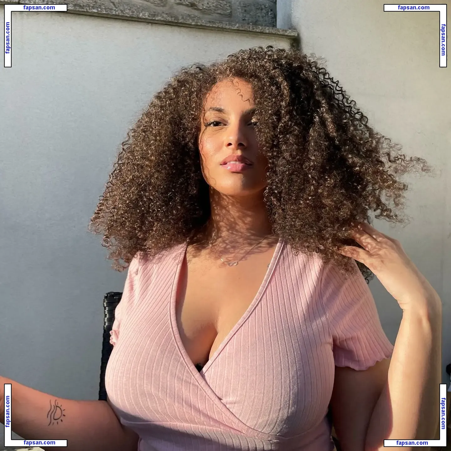 Ines Curly nude photo #0039 from OnlyFans