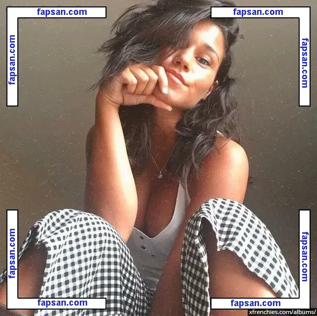 Ines Loucif голая фото #0009 с Онлифанс