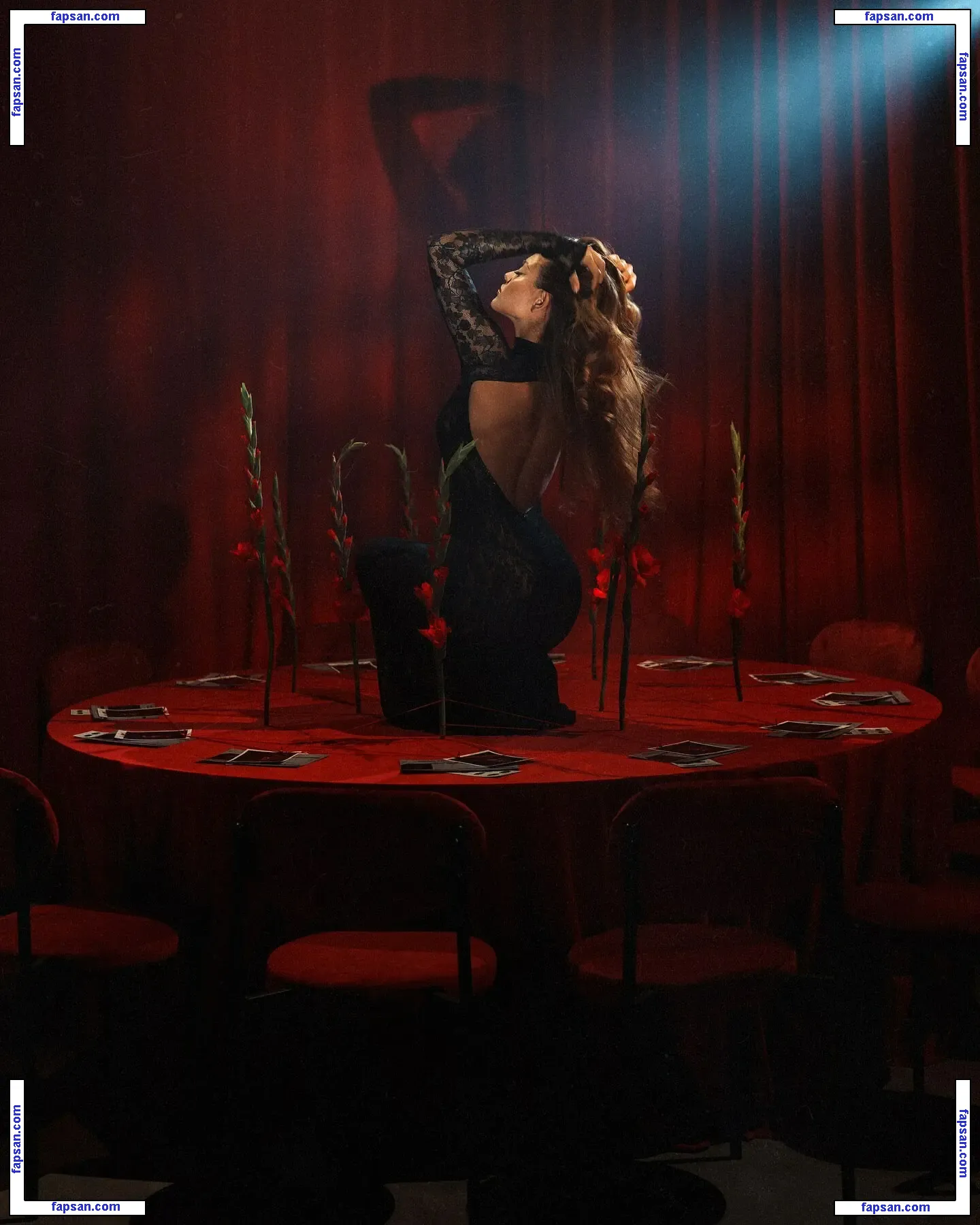 influesii753 голая фото #0016 с Онлифанс