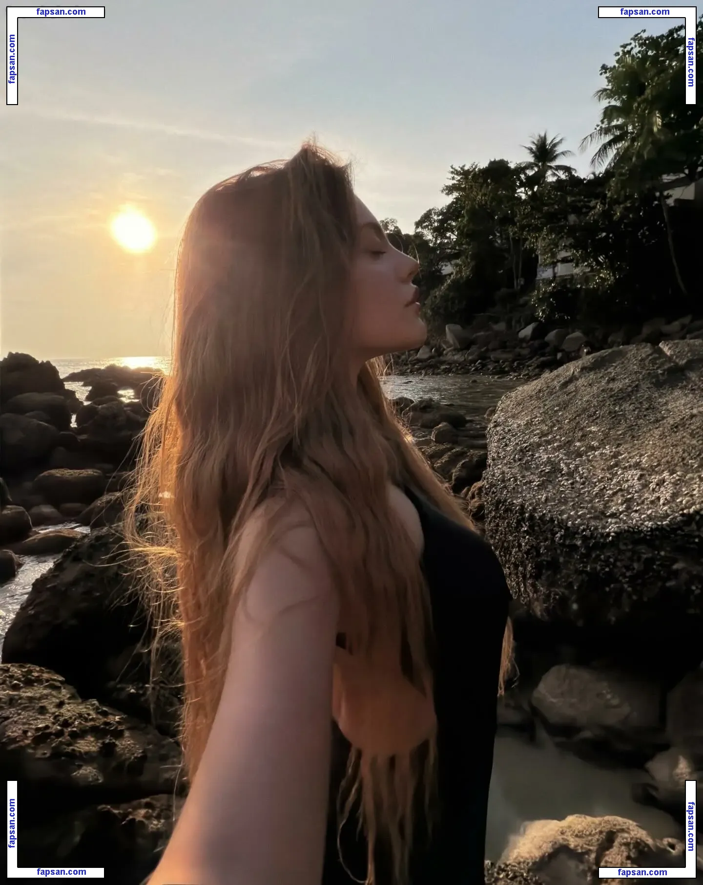 influesii753 голая фото #0022 с Онлифанс