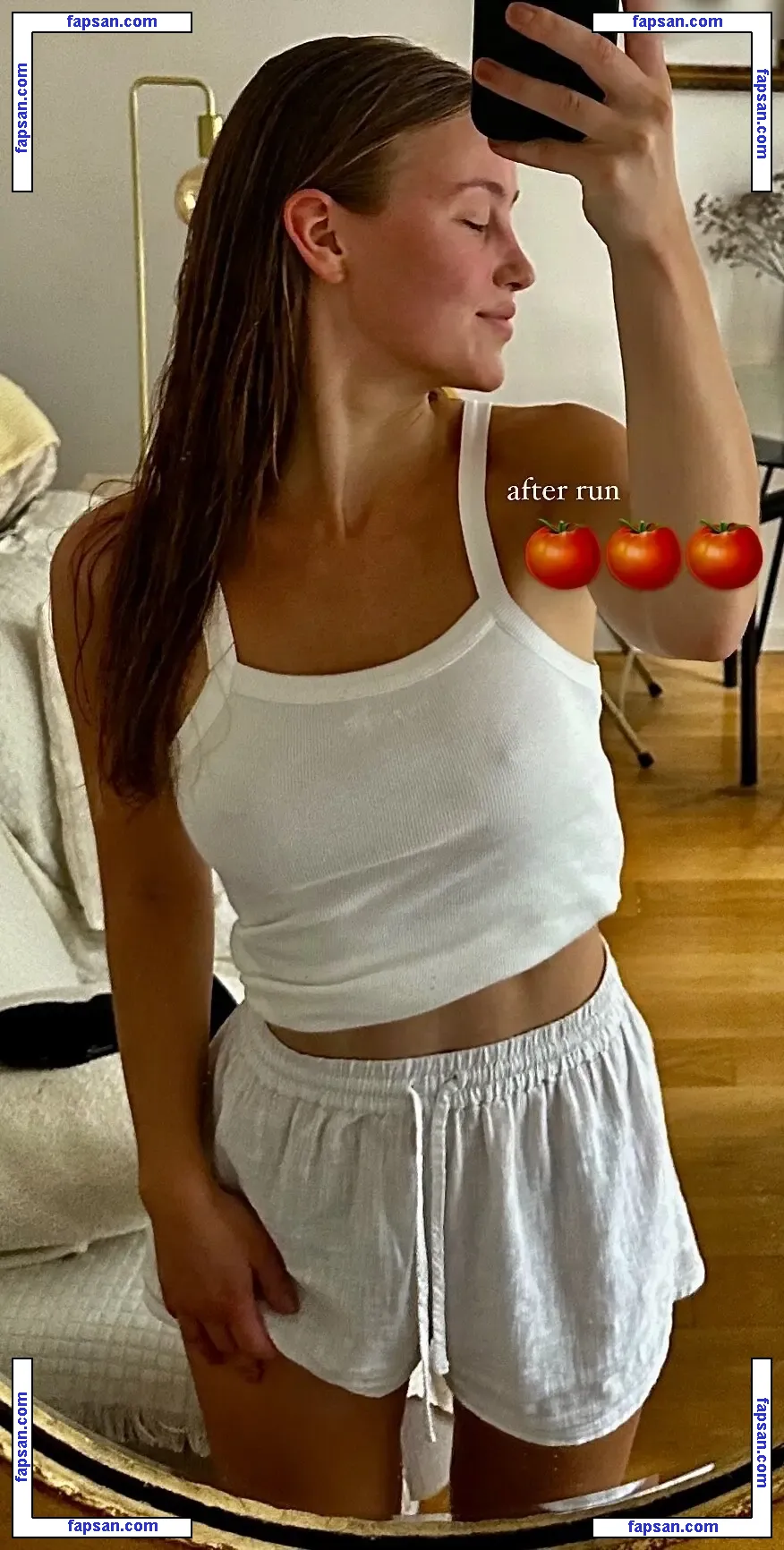 inga.brtls nude photo #0014 from OnlyFans