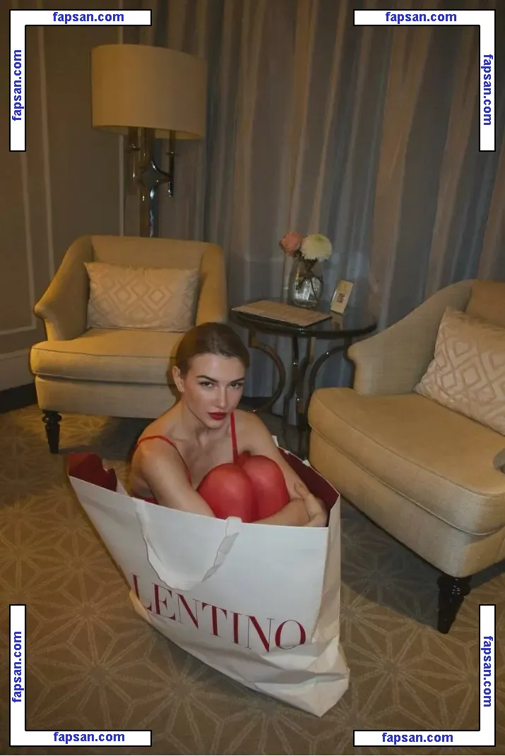 Inga Lis nude photo #0585 from OnlyFans