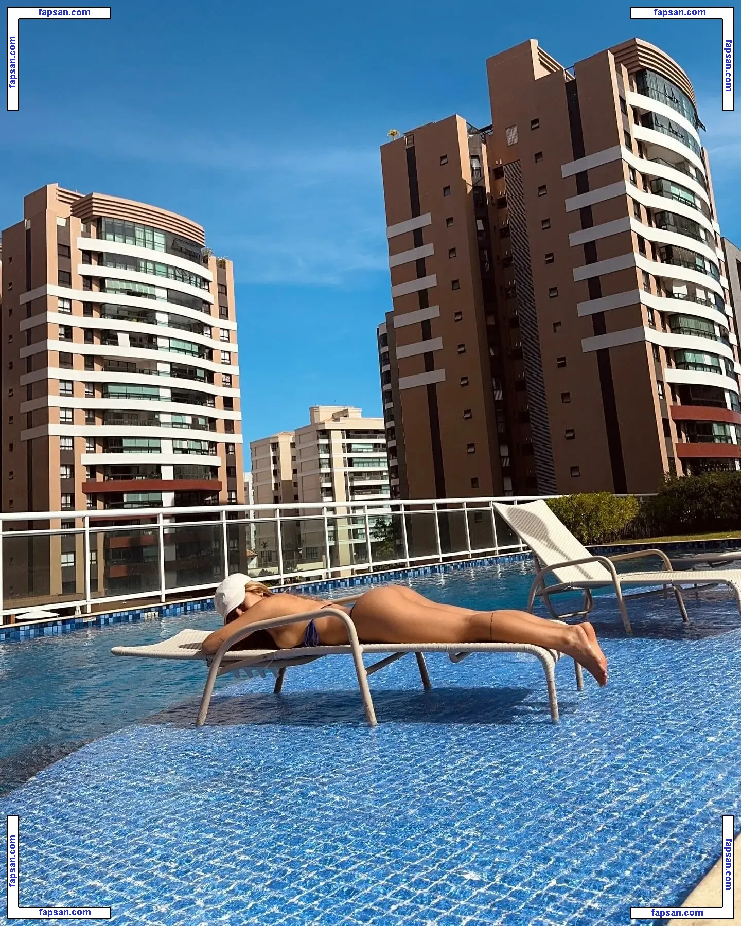 inhuiii голая фото #0001 с Онлифанс