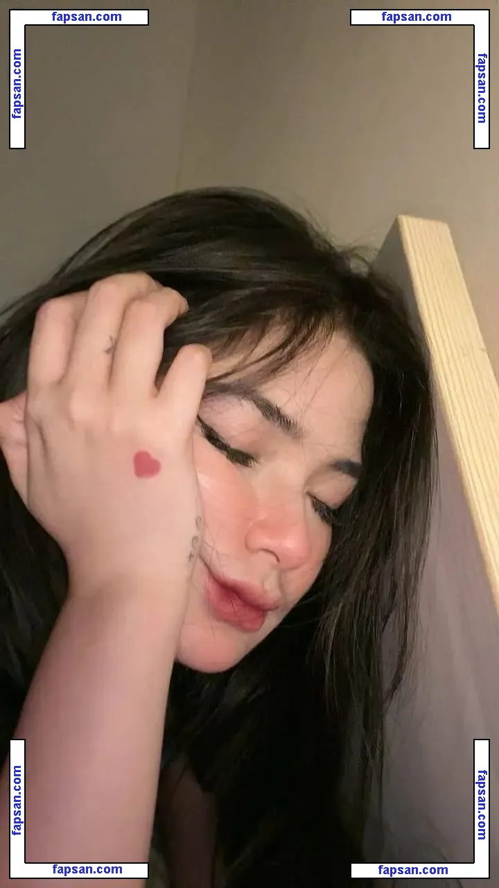 Inimalca голая фото #0020 с Онлифанс